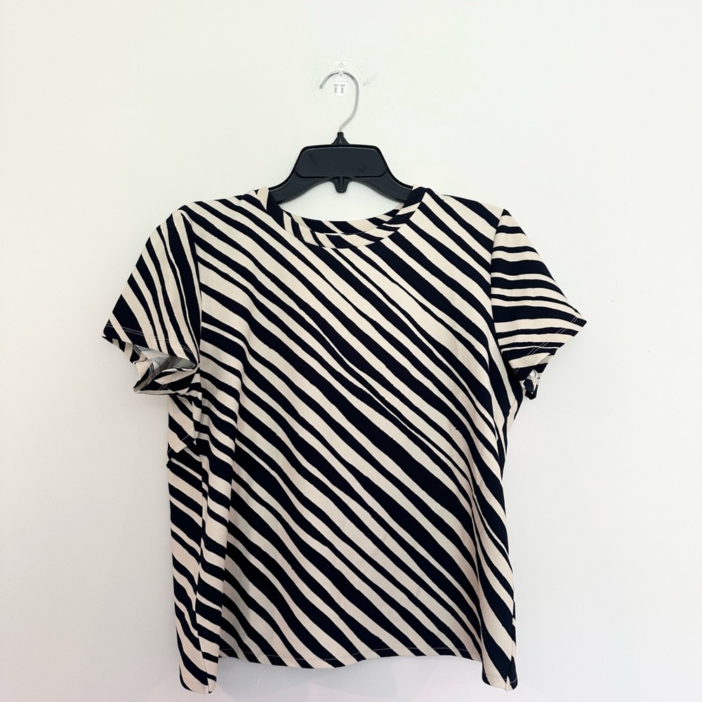 Ann Taylor Black and Cream Diagonal Stripe Tee